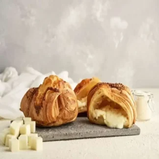 Croissant Mozzarella Queso Crema
