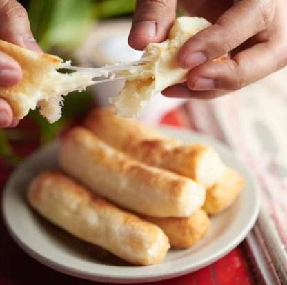 Deditos de Yuca rellenos con Queso 8und - JOYFUDS