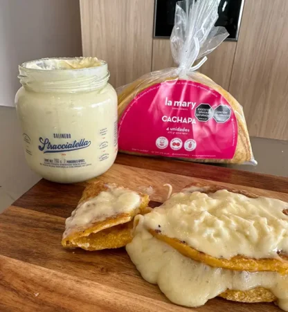 4 Cachapas rellenas de queso + 200gr de stracciatella artesanal - Imagen 3